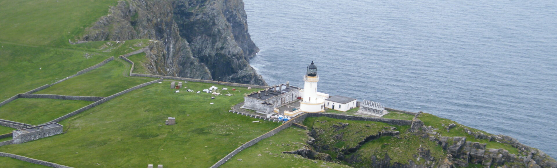 https://www.hebrideanadventures.co.uk/wp-content/uploads/2024/10/Mingulay-Helicopter-July-2012-176-scaled-e1728124348600.jpg